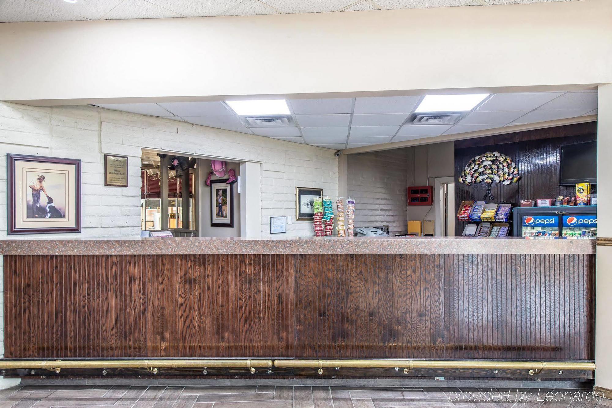 Rodeway Inn Cow Palace Lamar Eksteriør bilde